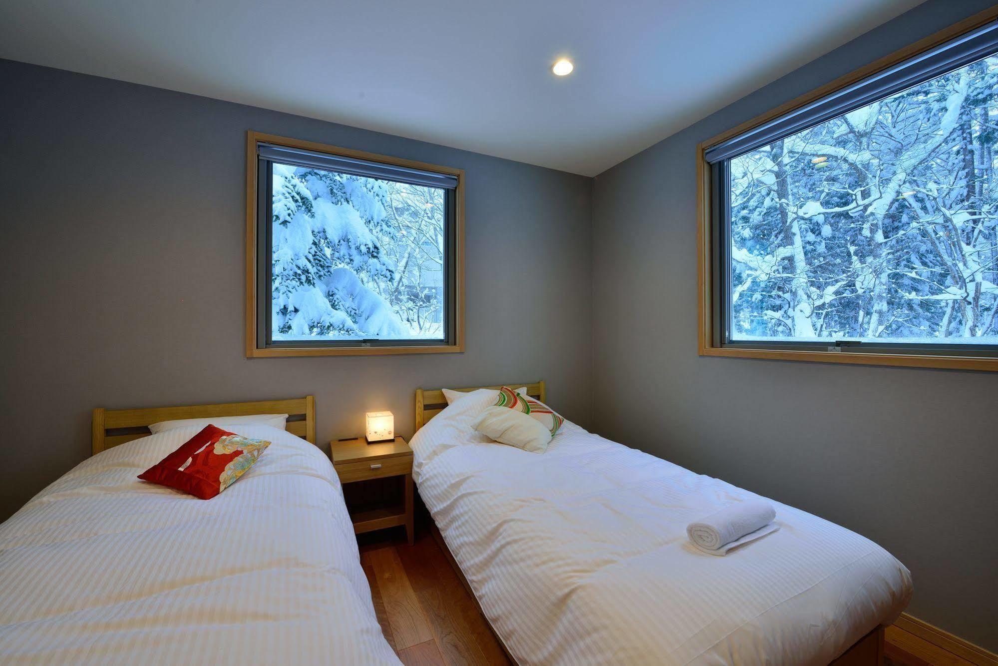 Bluebird Chalets Hakuba Exterior foto