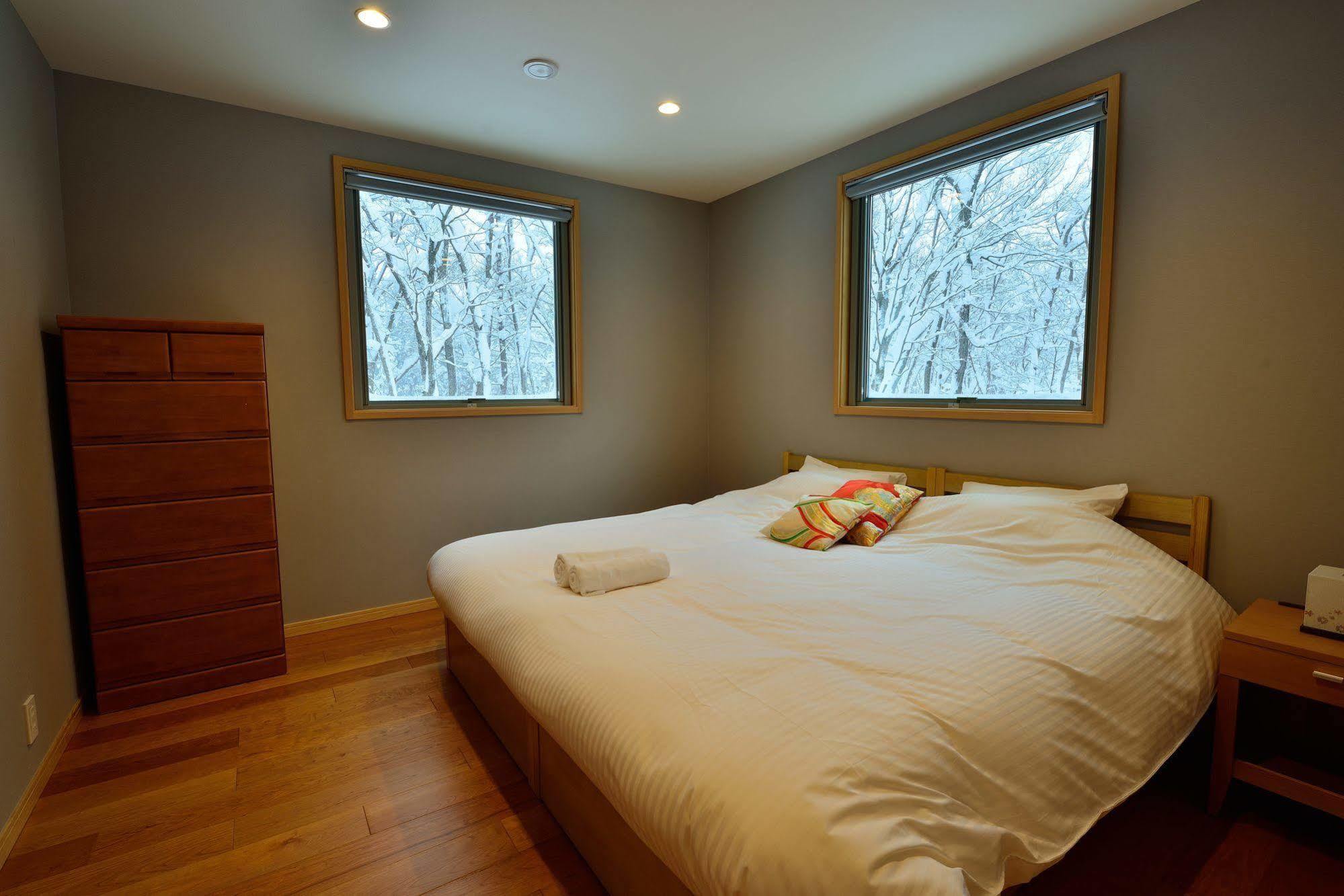 Bluebird Chalets Hakuba Exterior foto